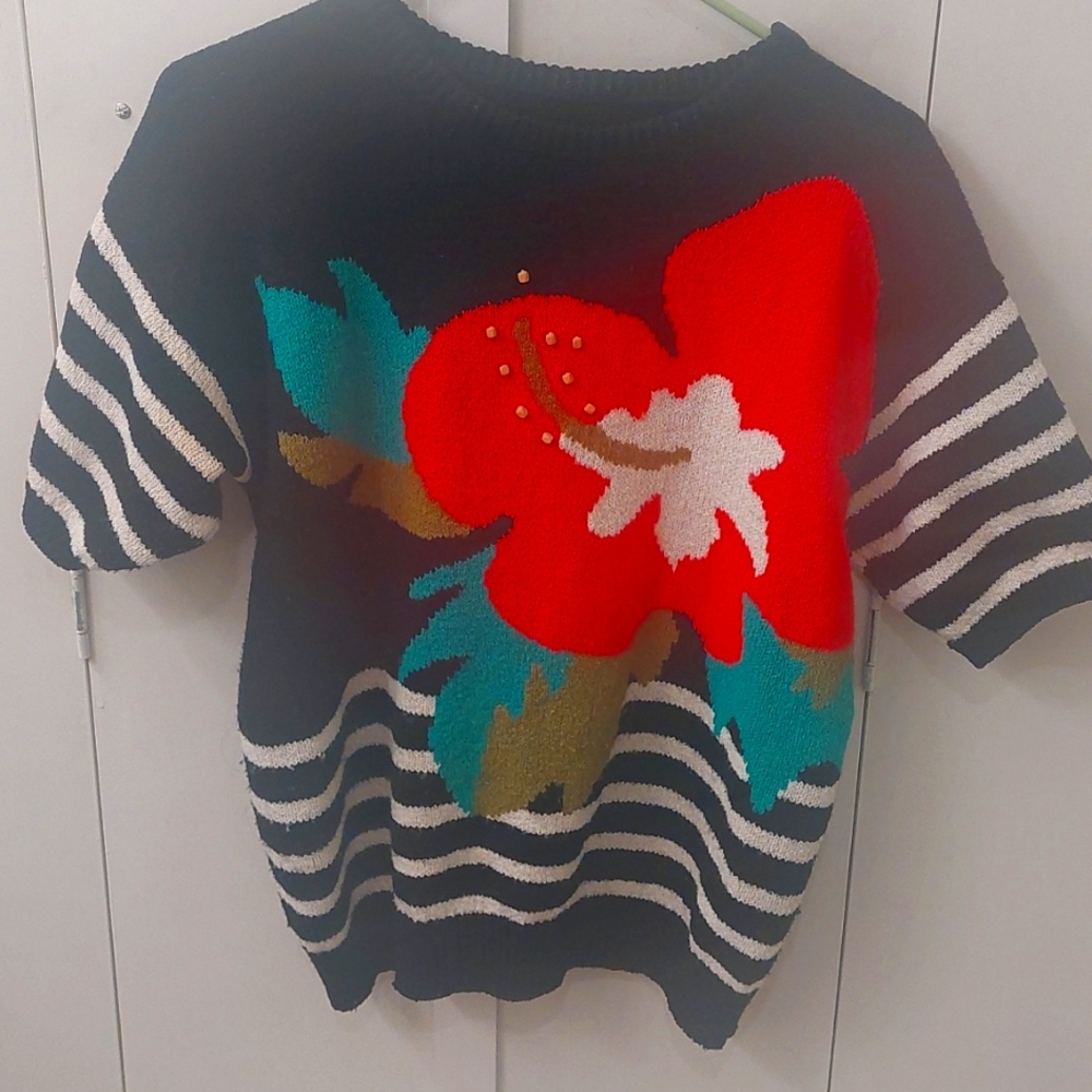 Holiday Blouse size medium